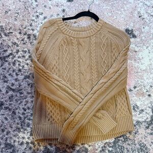 GAP Cable Knit Sweater in Tan